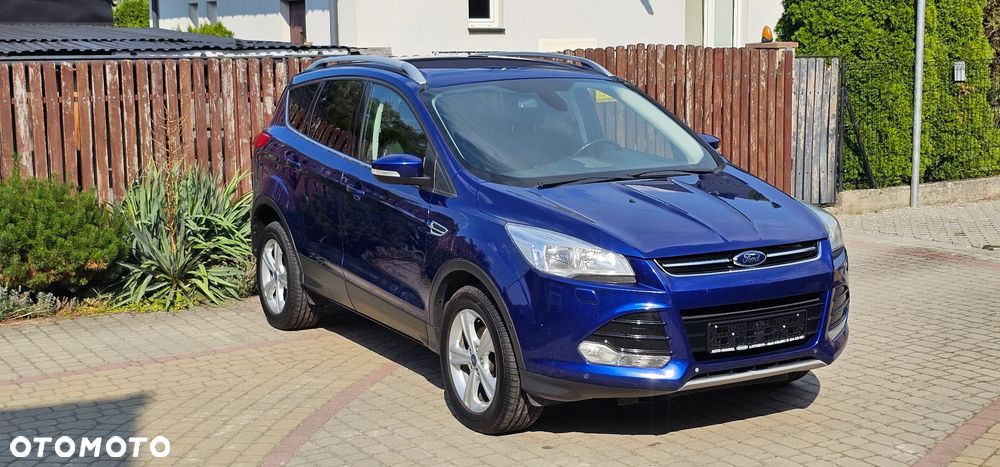 Ford Kuga 1.6 EcoBoost 2x4 Titanium - 2