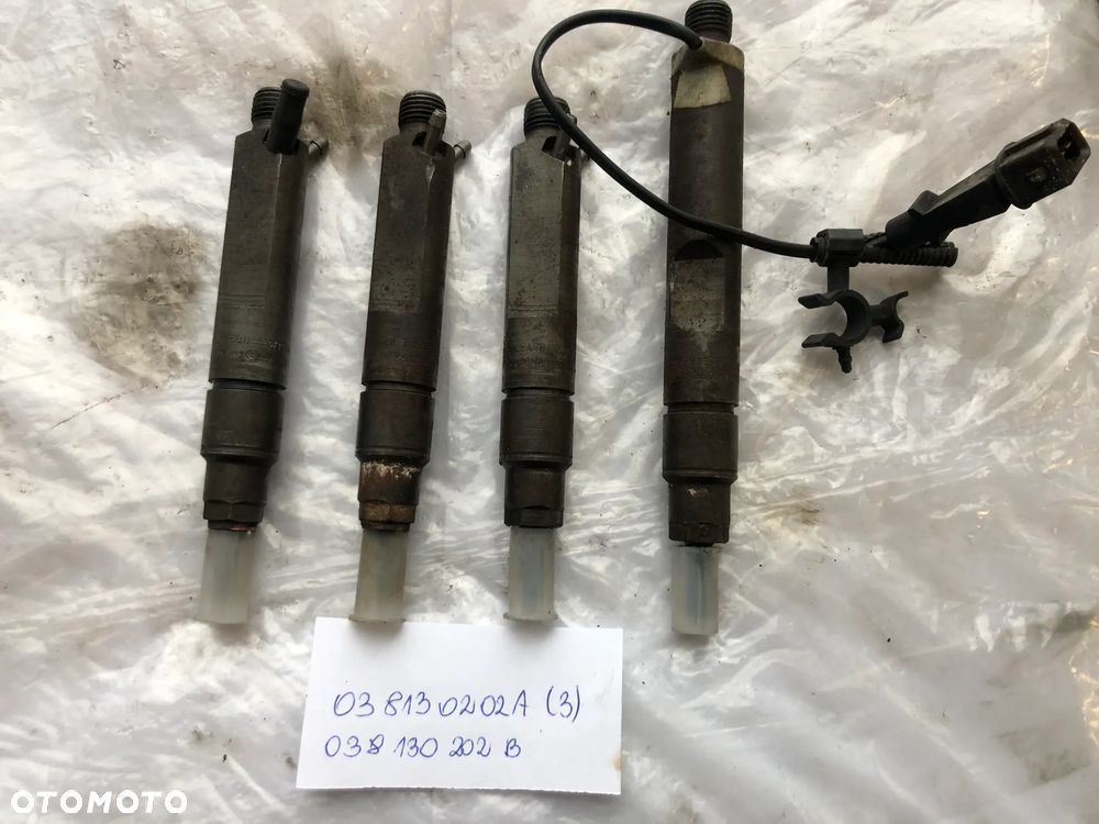 Wtryski VW Audi 1.9 TDI 038130202A (3 szt)  038130202B (1szt) - 1