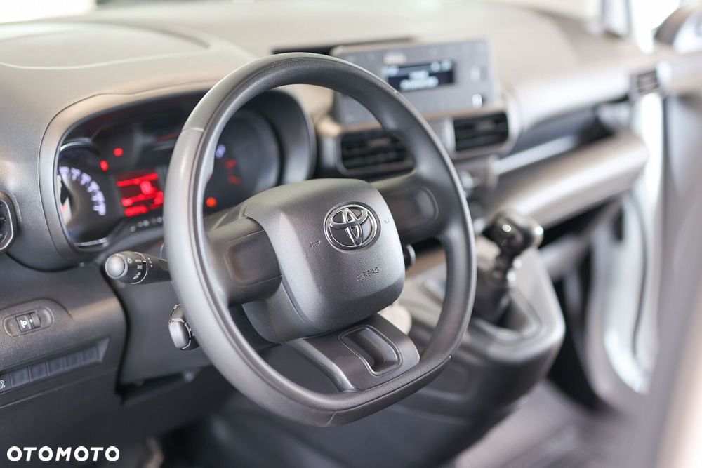 Toyota PROACE CITY - 32