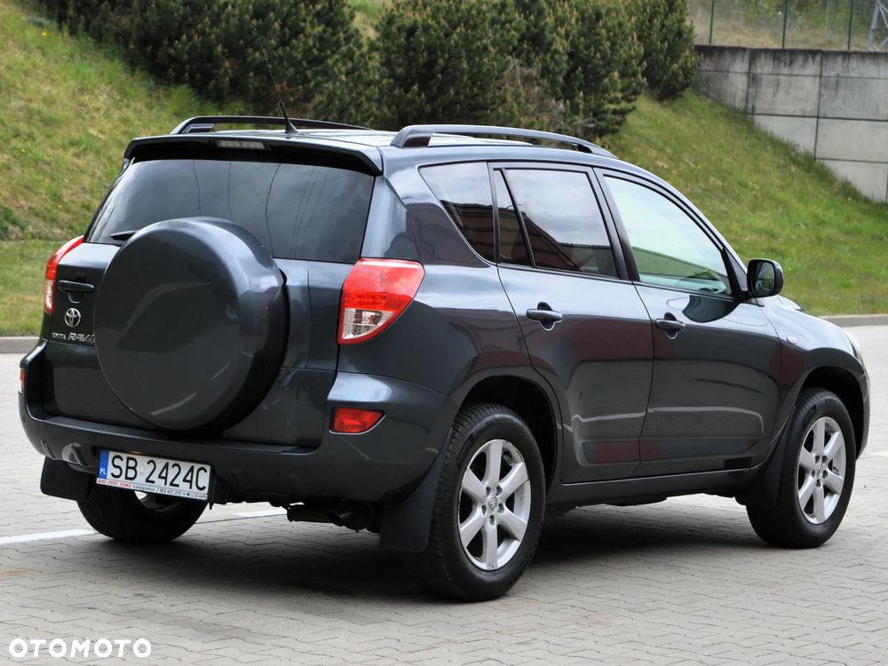 Toyota RAV4 2.0 VVT-i Prestige - 2
