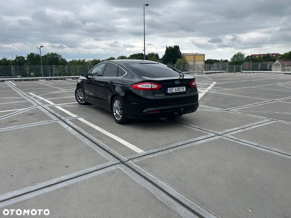 Ford Mondeo 2.0 TDCi STart-Stopp PowerShift-Aut Titanium - 4