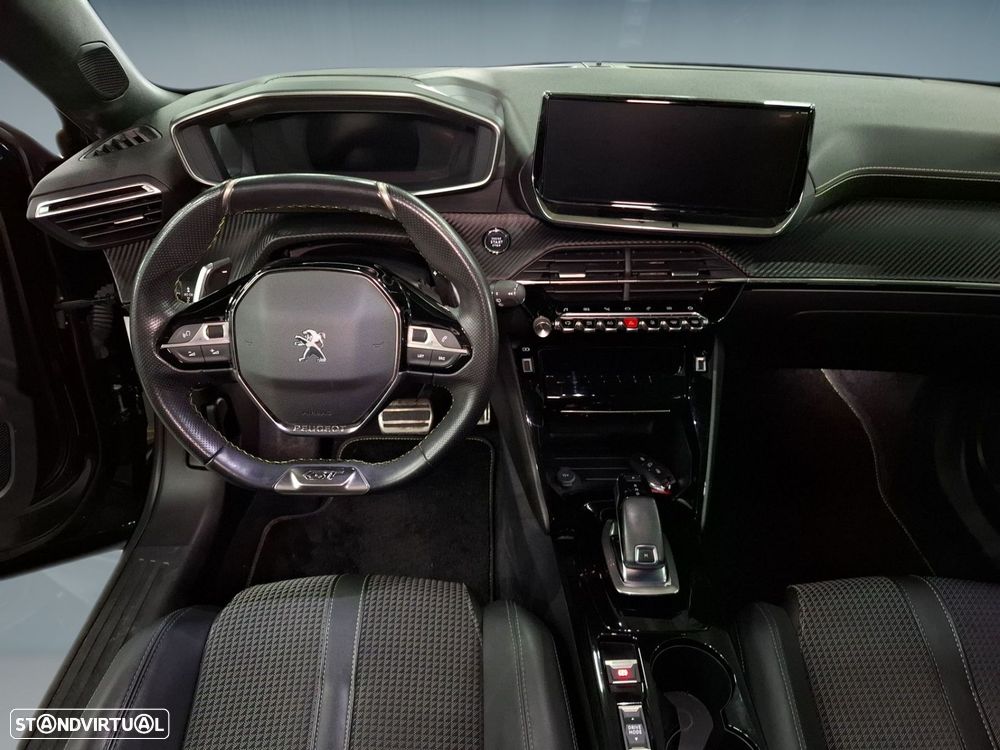 Peugeot 2008 1.2 PureTech GT EAT8 - 13