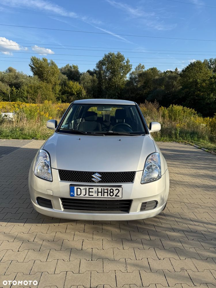 Suzuki Swift 1.3 GS / Premium 4WD - 1