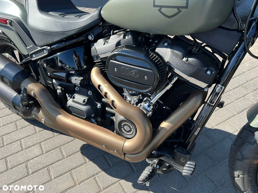 Harley-Davidson Softail Fat Bob - 16