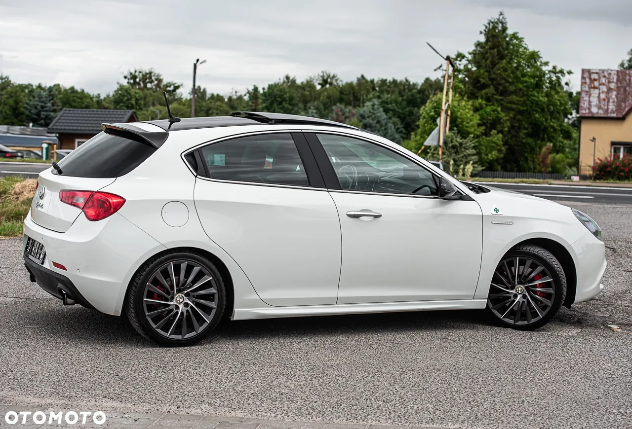 Alfa Romeo Giulietta 1750 TBi Quadrifoglio Verde - 14
