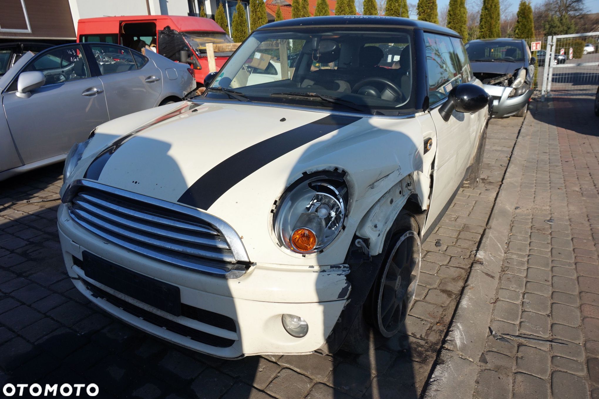 MINI COOPER II R56 5D HB 2007 850 1.6 D DV6TED4 109KM GS6-53DG-CIN BIAŁY PEPPER WHITE na części - 1