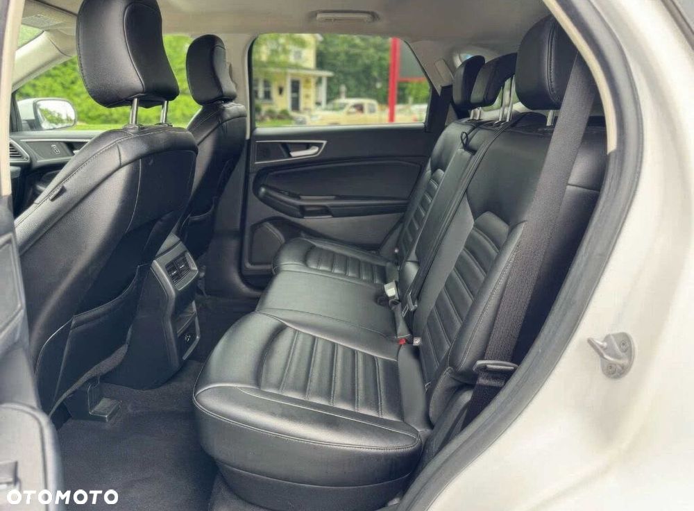 Ford Edge - 11