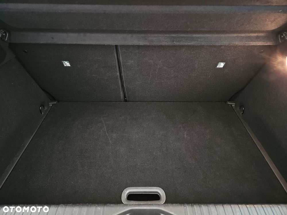 Renault Clio 1.0 TCe Evolution - 29