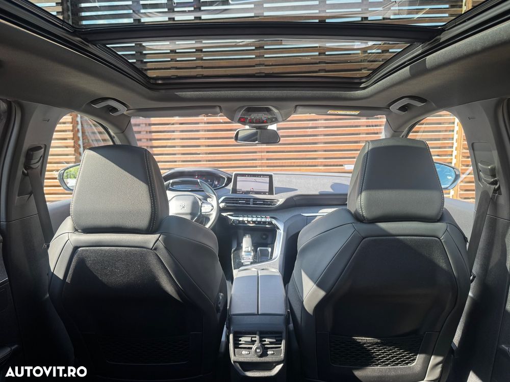 Peugeot 3008 1.2 PureTech 130 EAT8 GT - 17