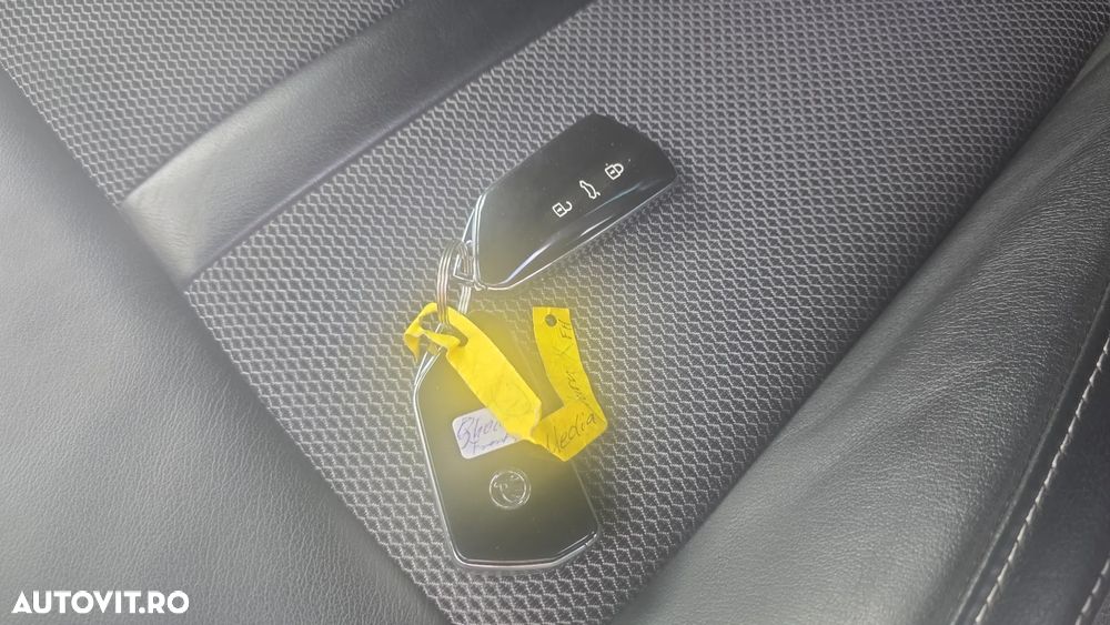 Skoda Octavia Combi Diesel 2.0 TDI DSG Style - 33