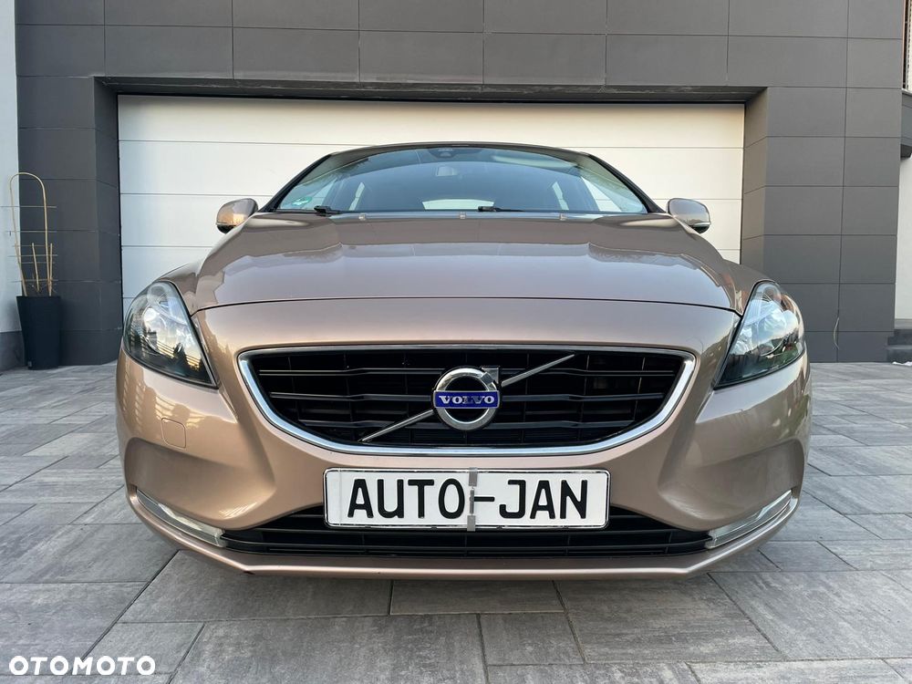 Volvo V40 D2 Summum - 2