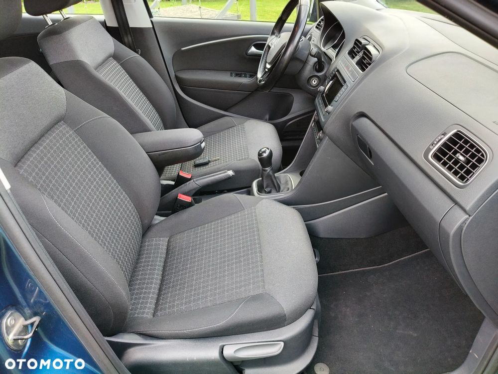Volkswagen Polo 1.4 TDI (Blue Motion Technology) Comfortline - 11