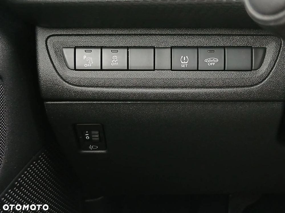 Peugeot 2008 1.6 VTi Style - 11