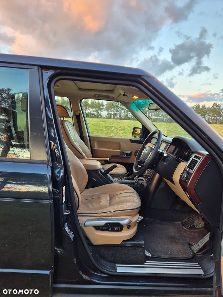 Land Rover Range Rover TD6 Vogue - 32