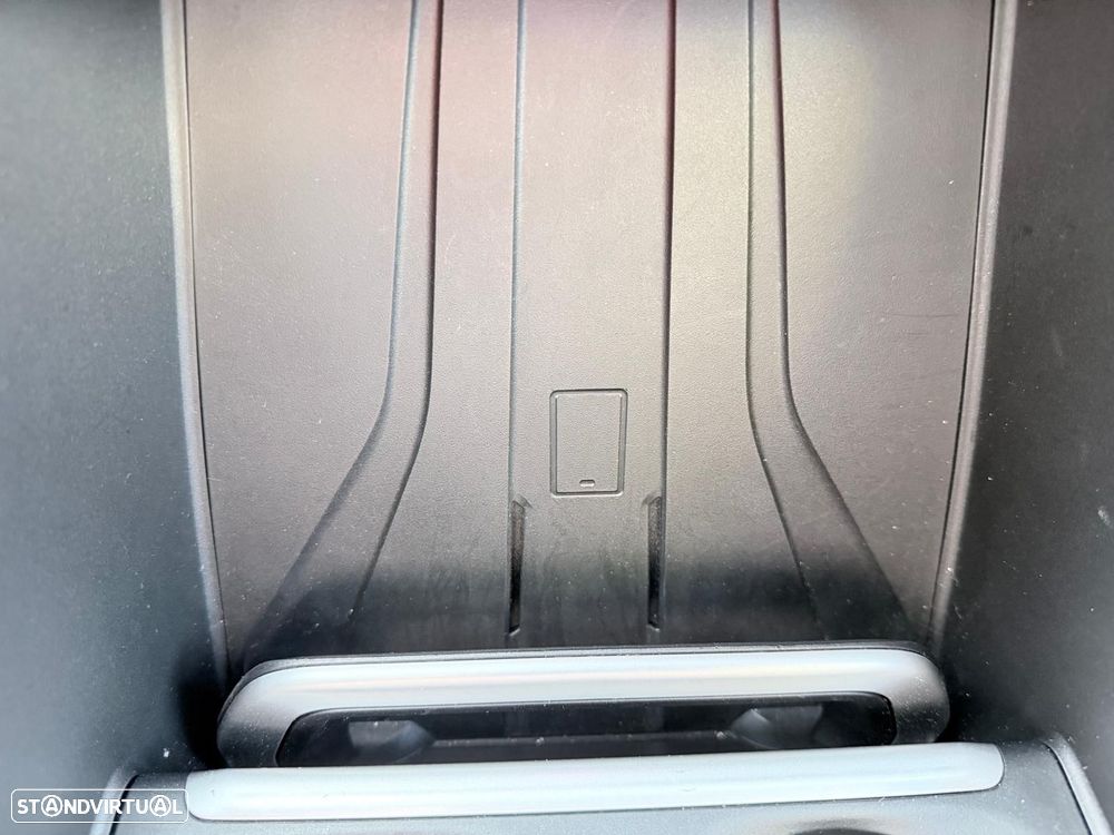 BMW 225xe Active Tourer e xDrive Pack Desportivo M - 23