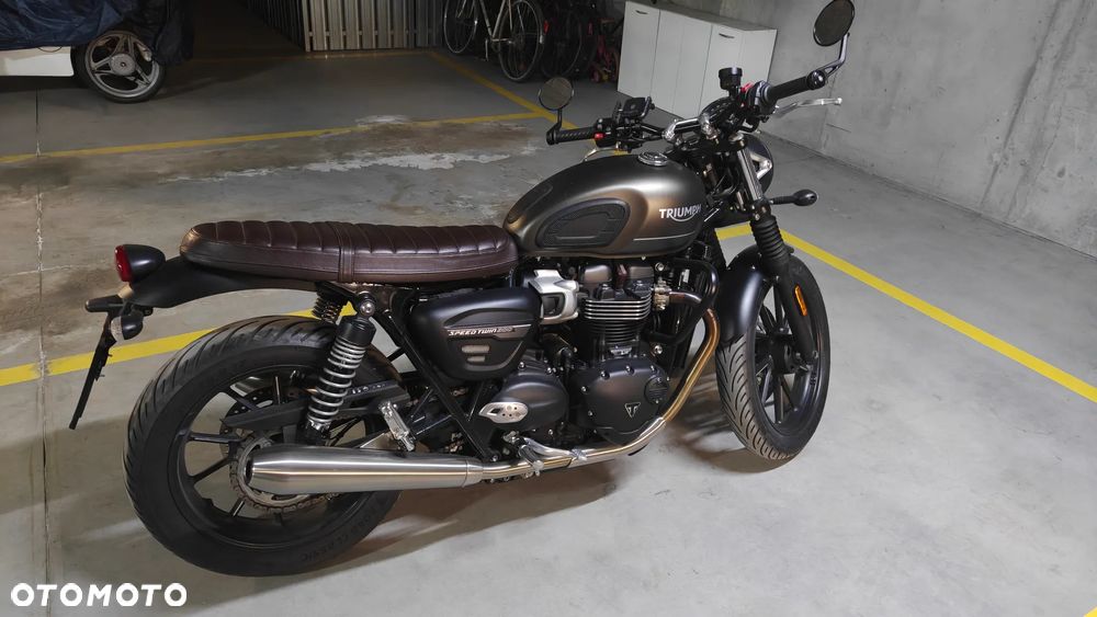 Triumph Speed Twin - 2