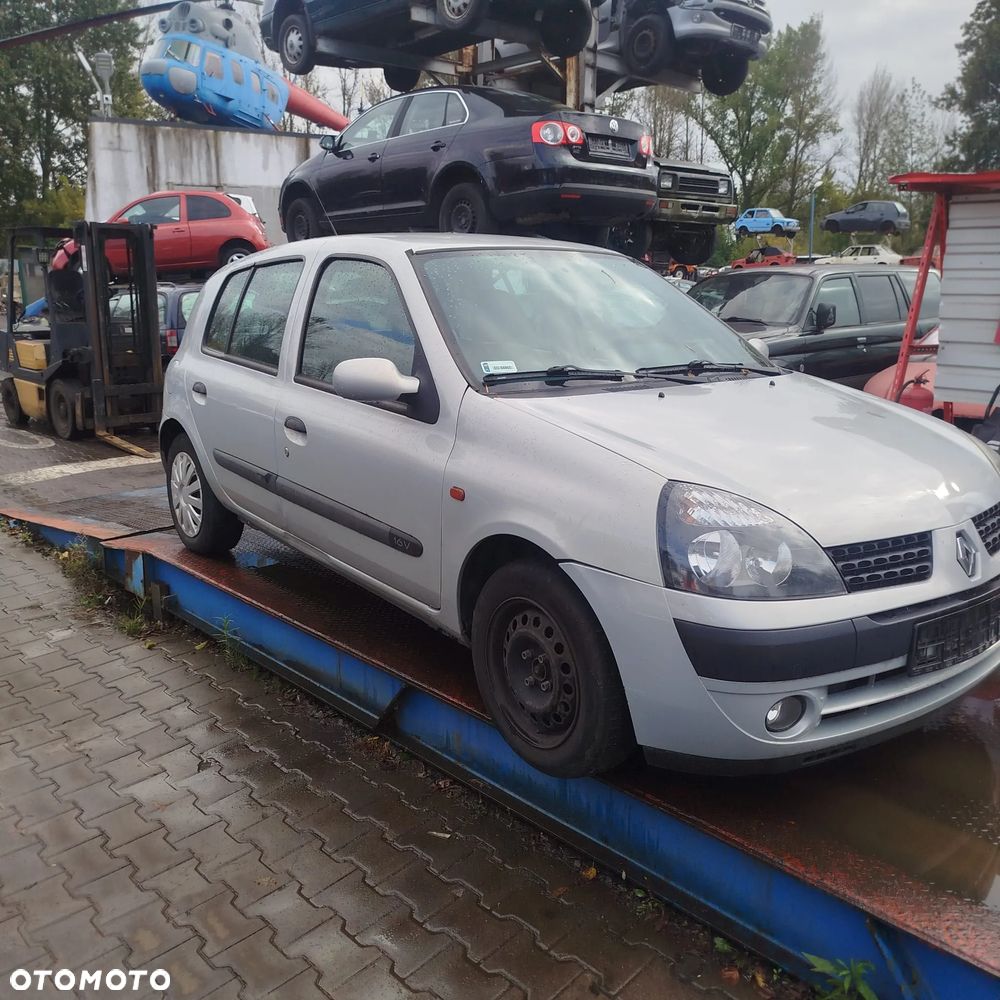 Renault Clio 2 FL na części . - 3