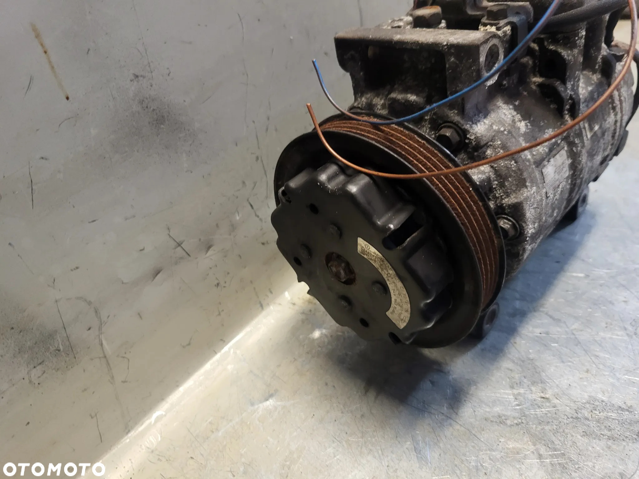 SPRĘŻARKA KLIMATYZACJI AUDI A4 B6 B7 447220-8433 - 2