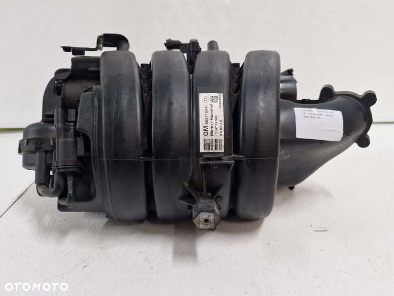 OPEL INSIGNIA A 1.8 B KOLEKTOR SSĄCY 55571524 - 2