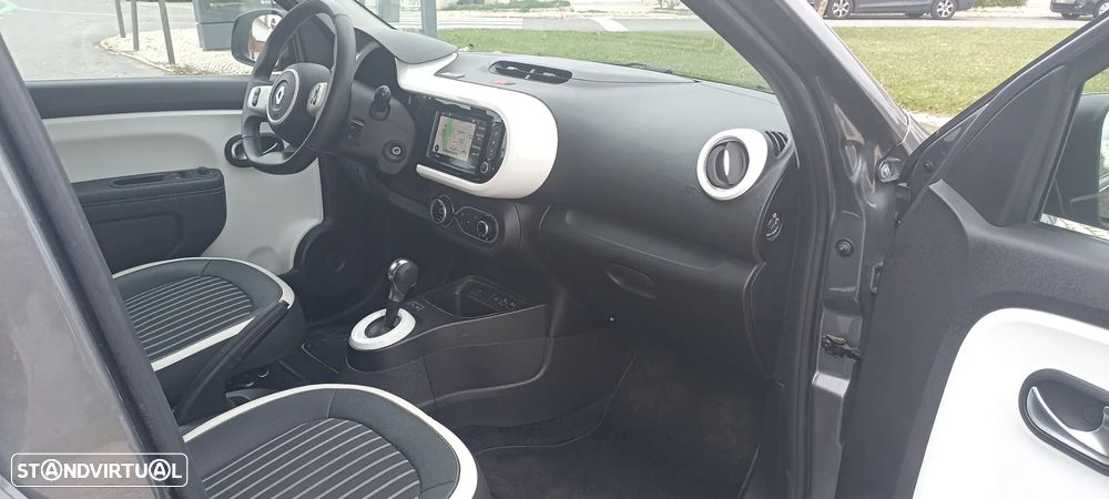 Renault Twingo E-Tech. 22 Techno - 8