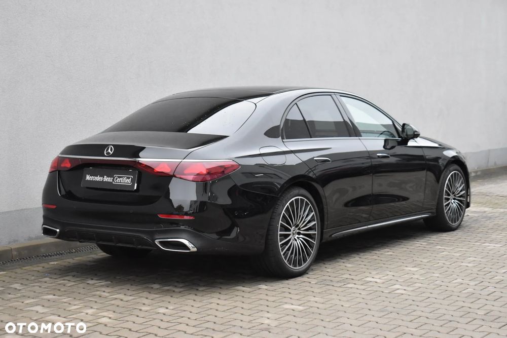 Mercedes-Benz E-Class 2026 photo 2
