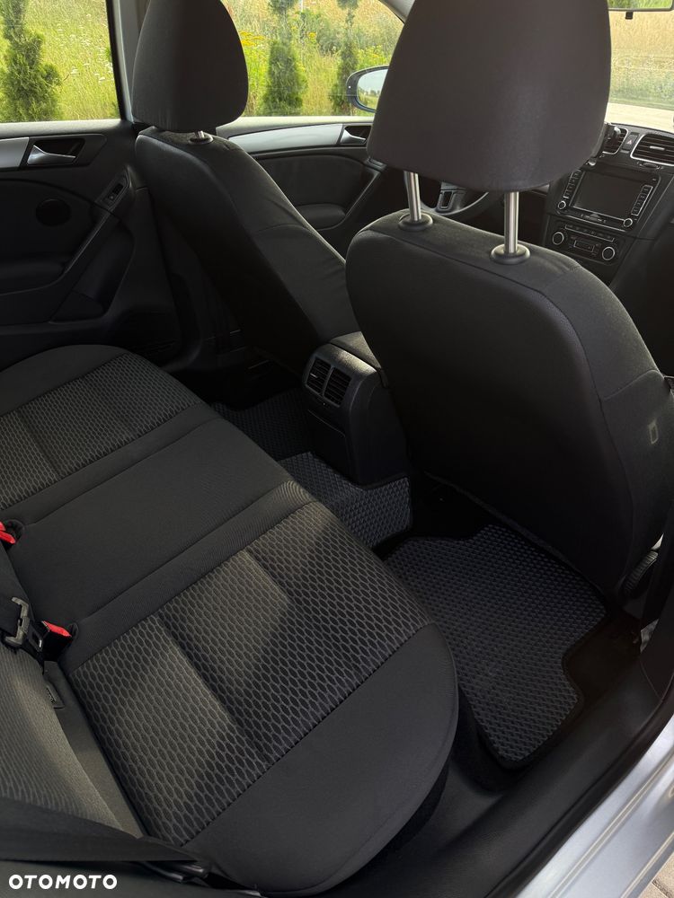 Volkswagen Golf - 12