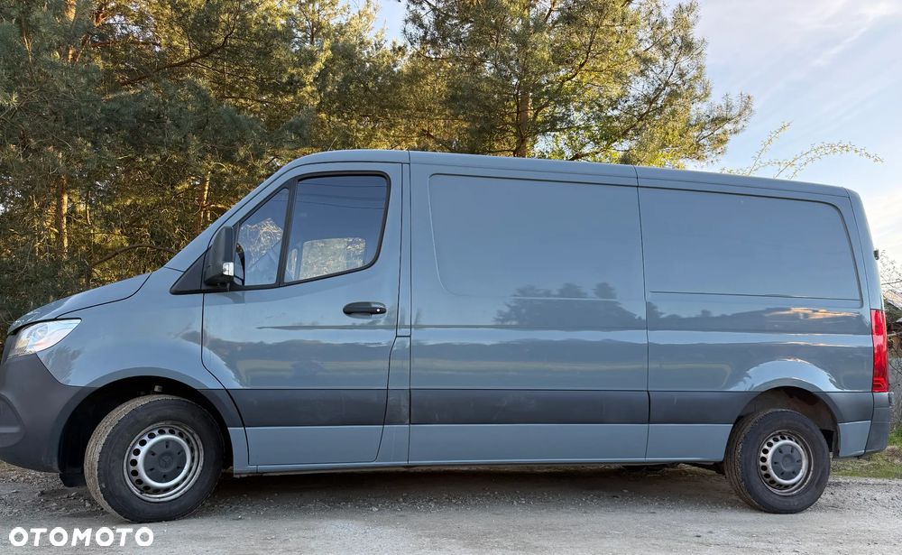 Mercedes-Benz Sprinter - 4