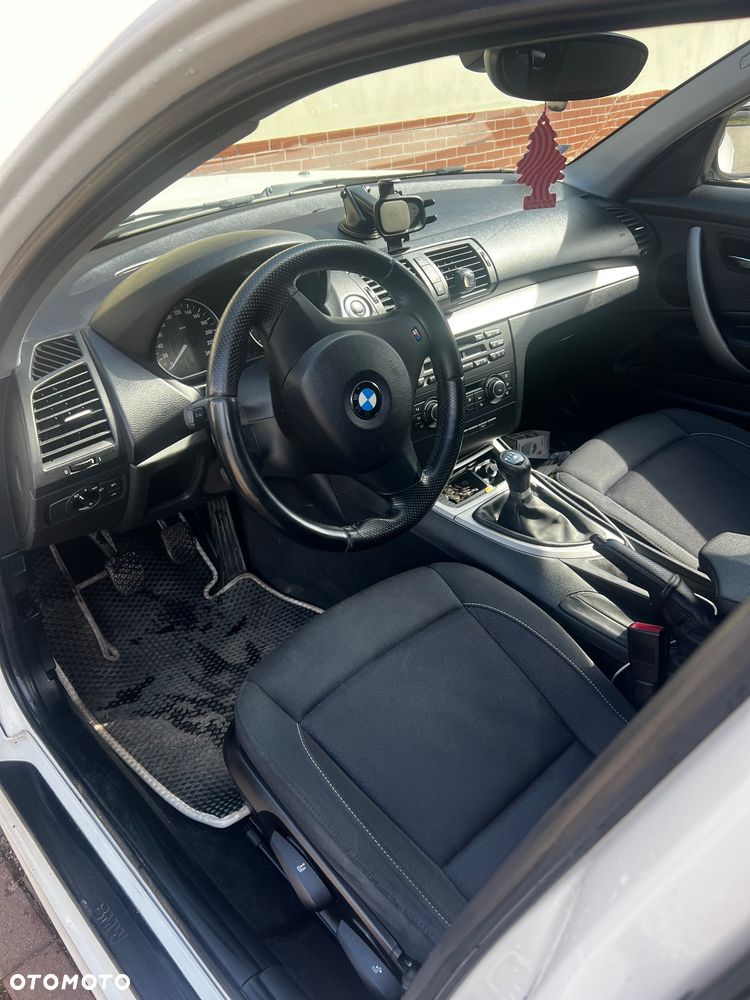 BMW Seria 1 118d - 11