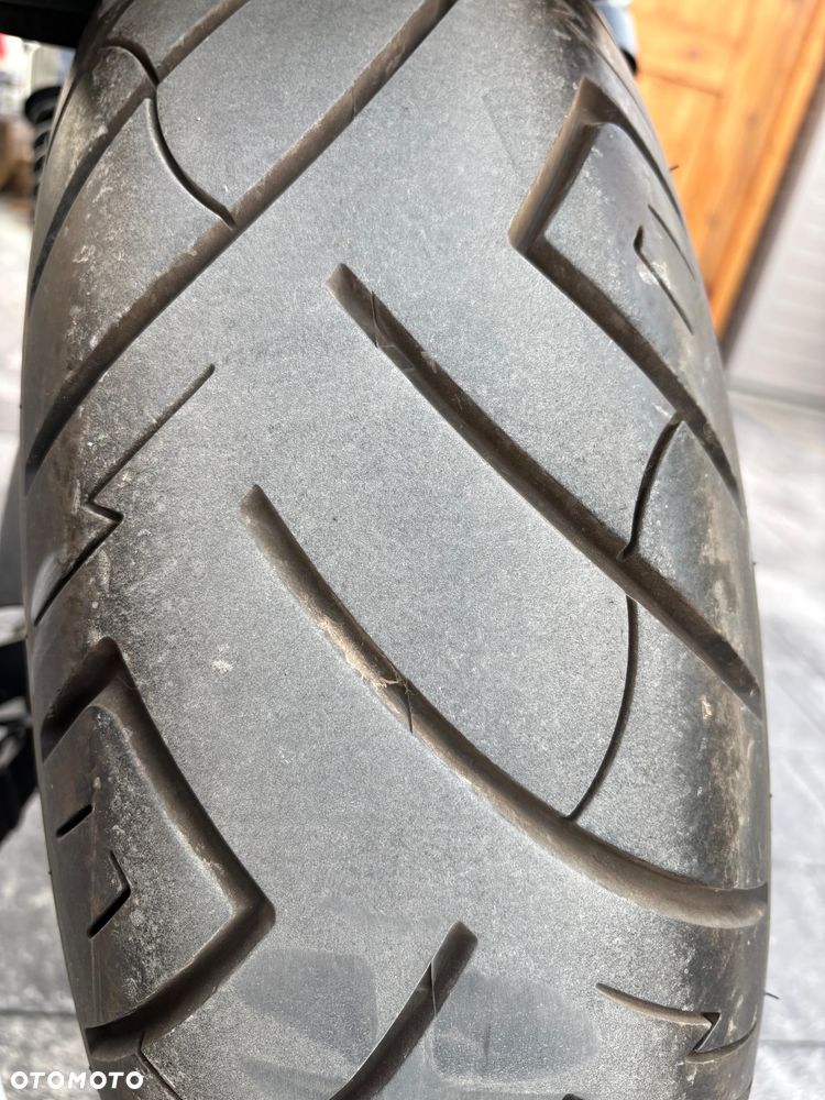 Harley-Davidson Dyna Street Bob - 5