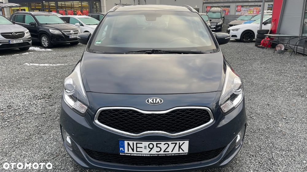 Kia Carens - 19