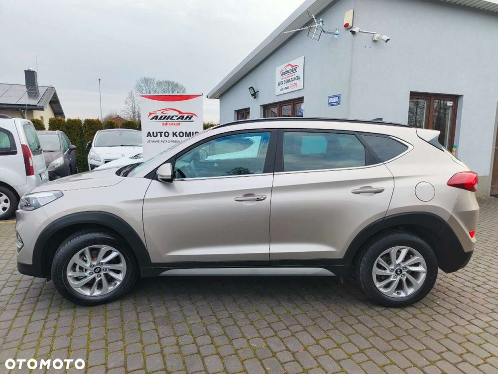 Hyundai Tucson - 2