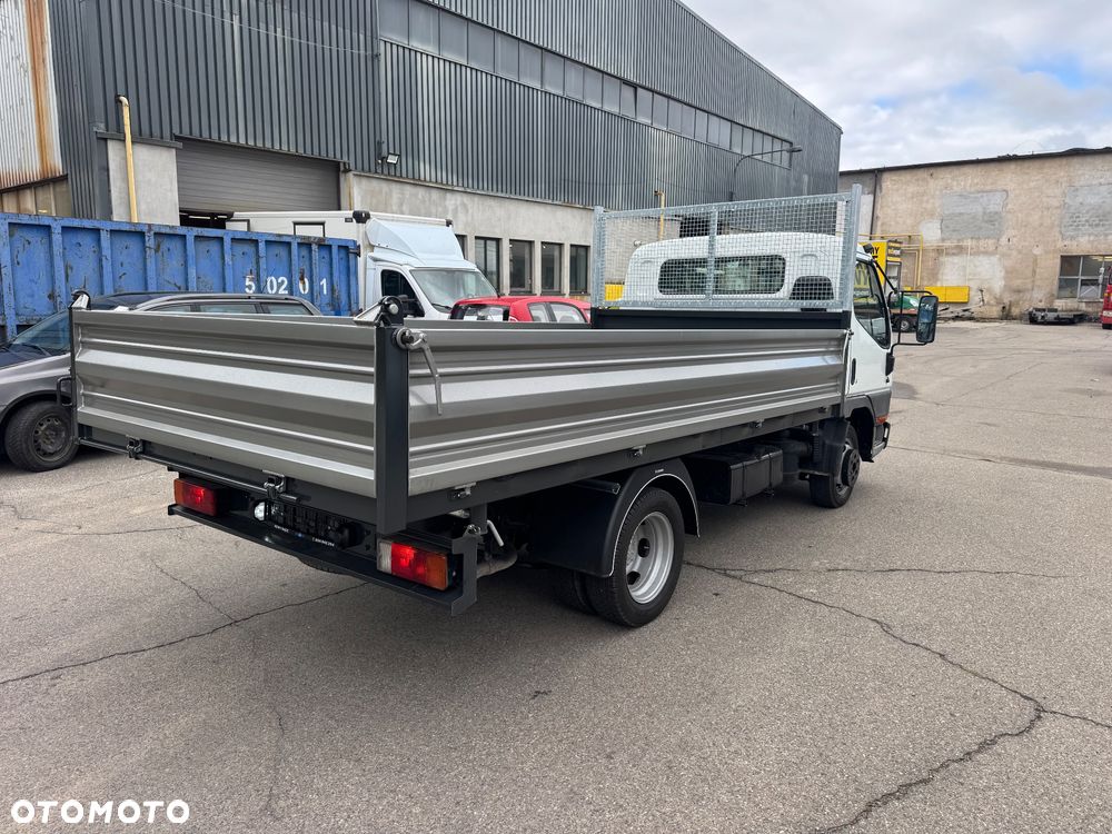 Mitsubishi Canter - 5