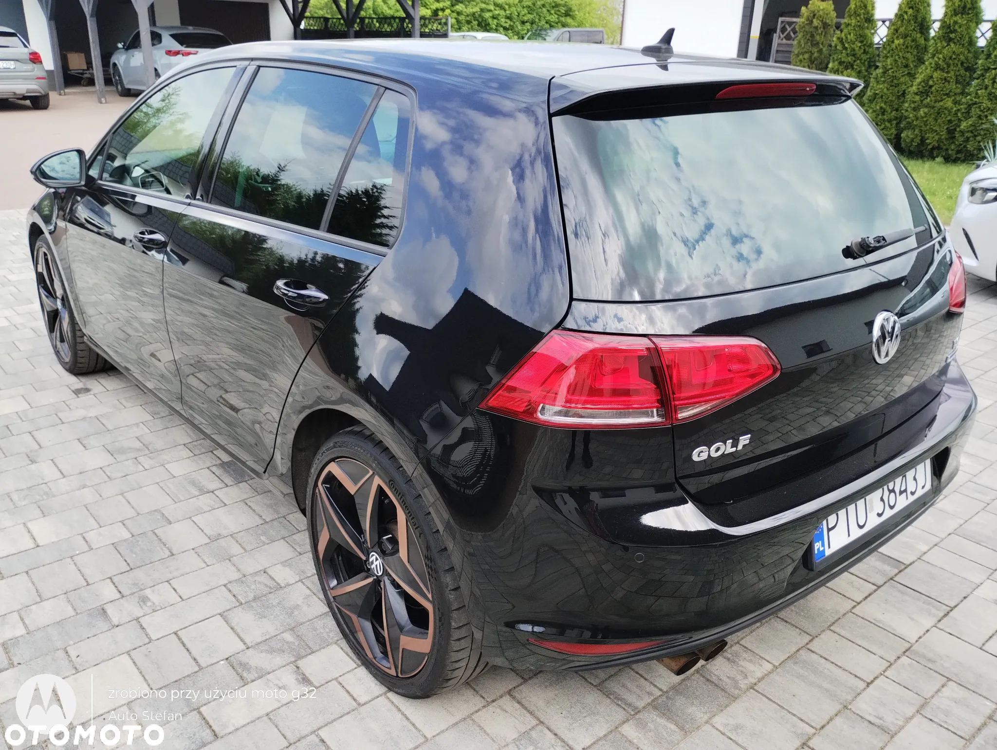 Volkswagen Golf - 10