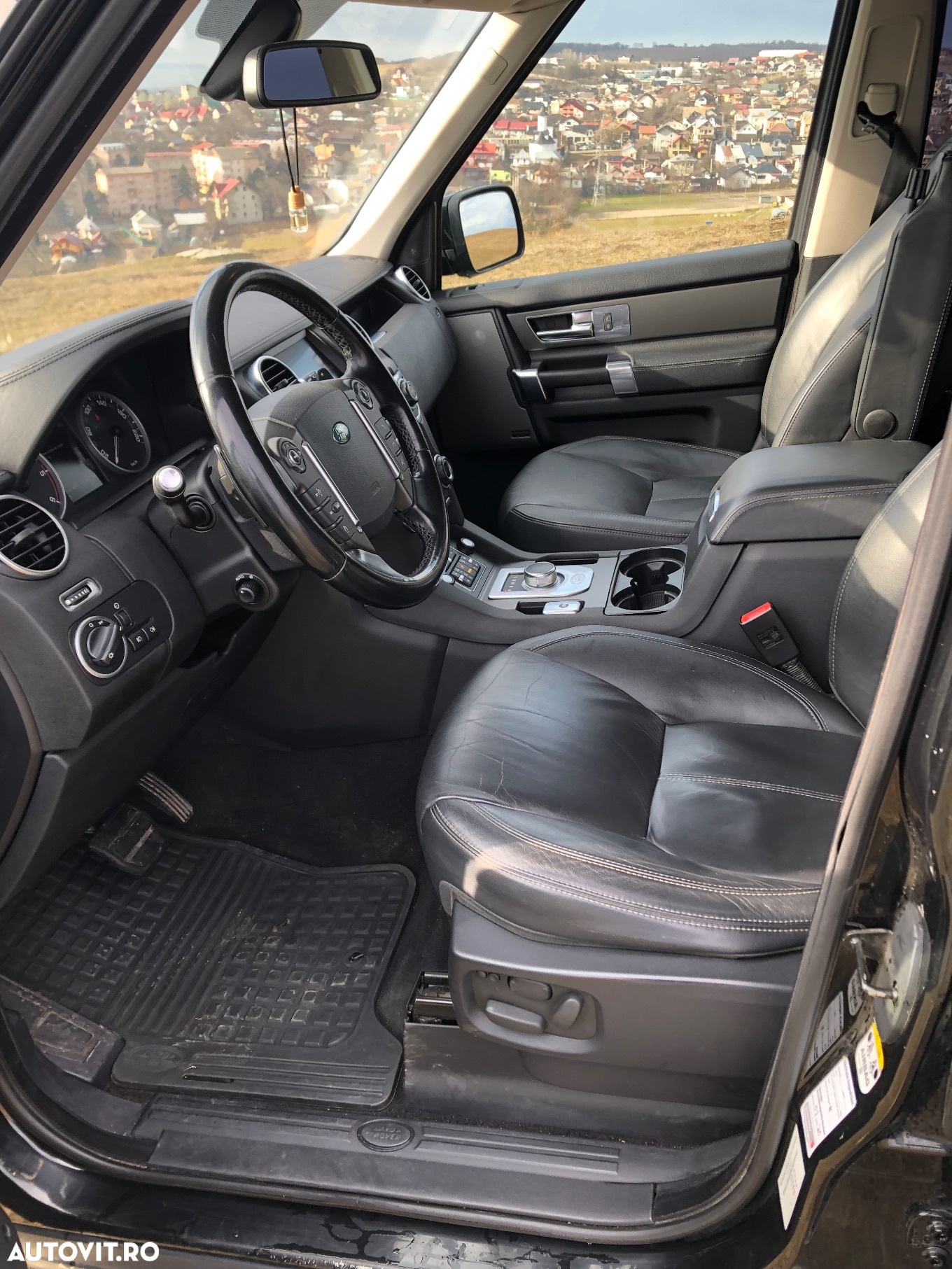 Land Rover Discovery 3.0 TD HSE Aut. - 12
