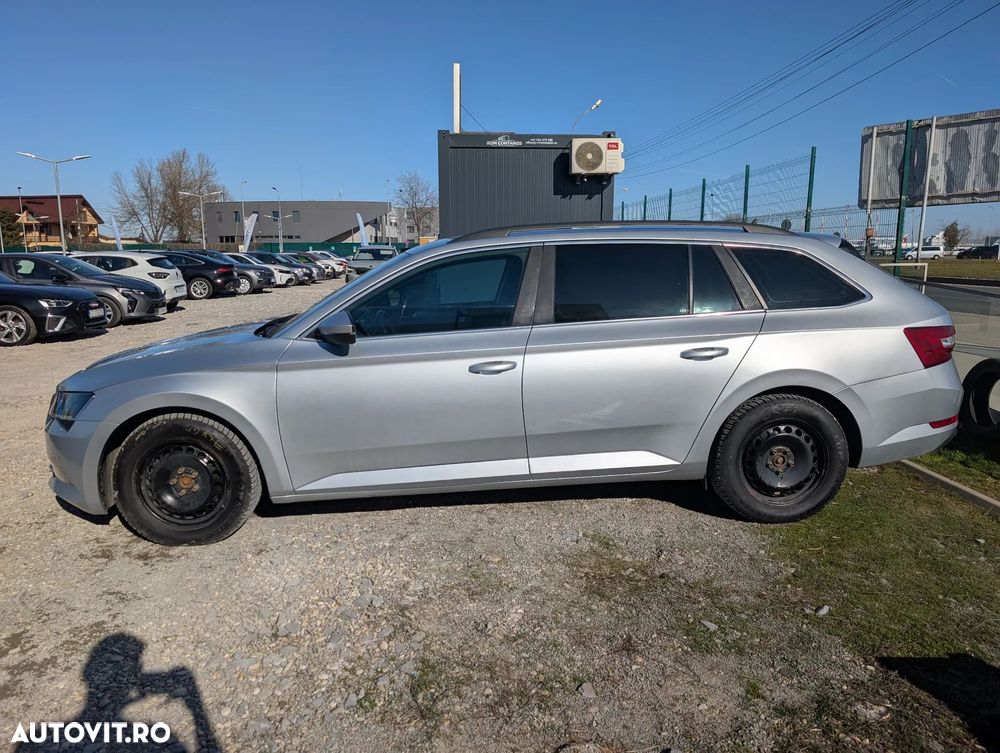 Skoda Superb 2.0 TDI 4X4 Style - 10