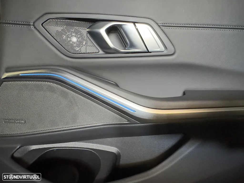 BMW M3 Competition xDrive - 10