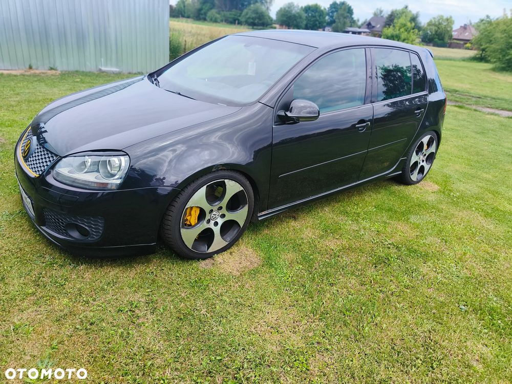 Volkswagen Golf - 8