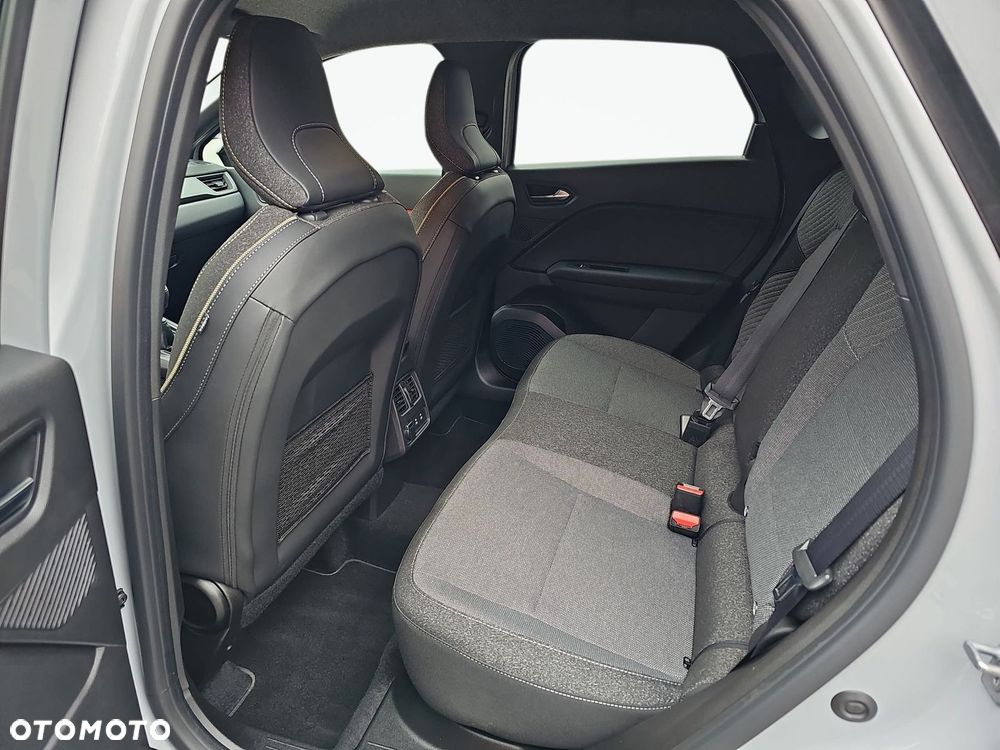Renault Captur - 26