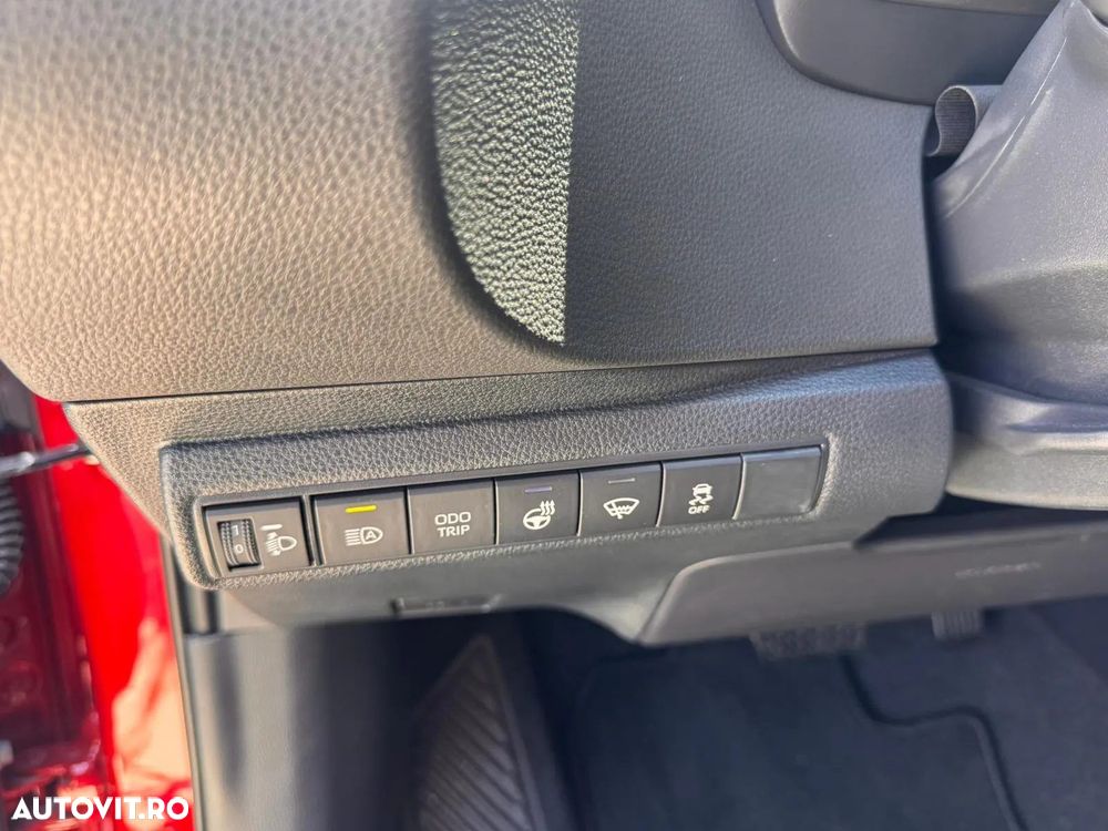 Toyota Corolla - 13