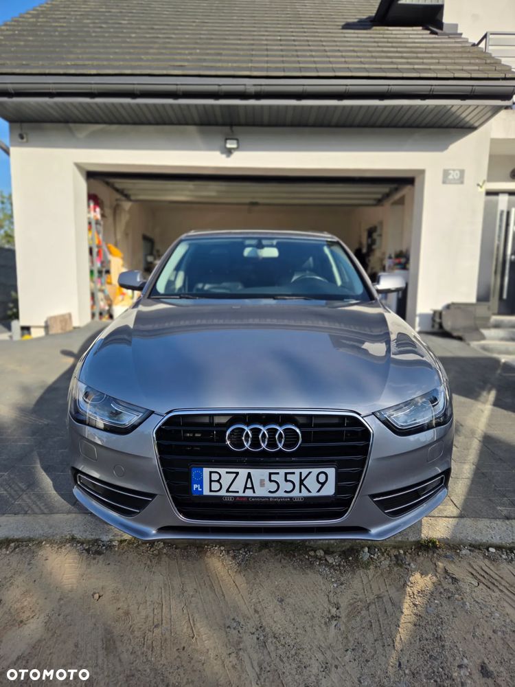 Audi A4 Limousine