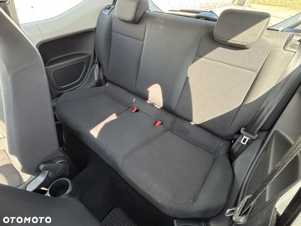 Volkswagen up! take - 8