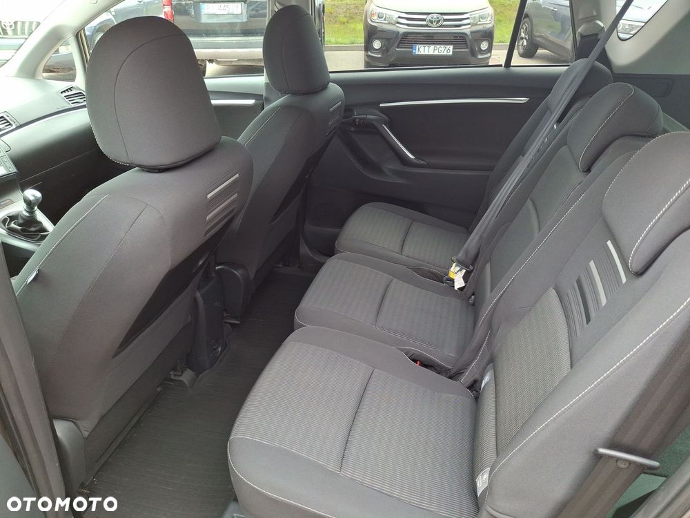 Toyota Verso 1.8 Premium EU6 - 10