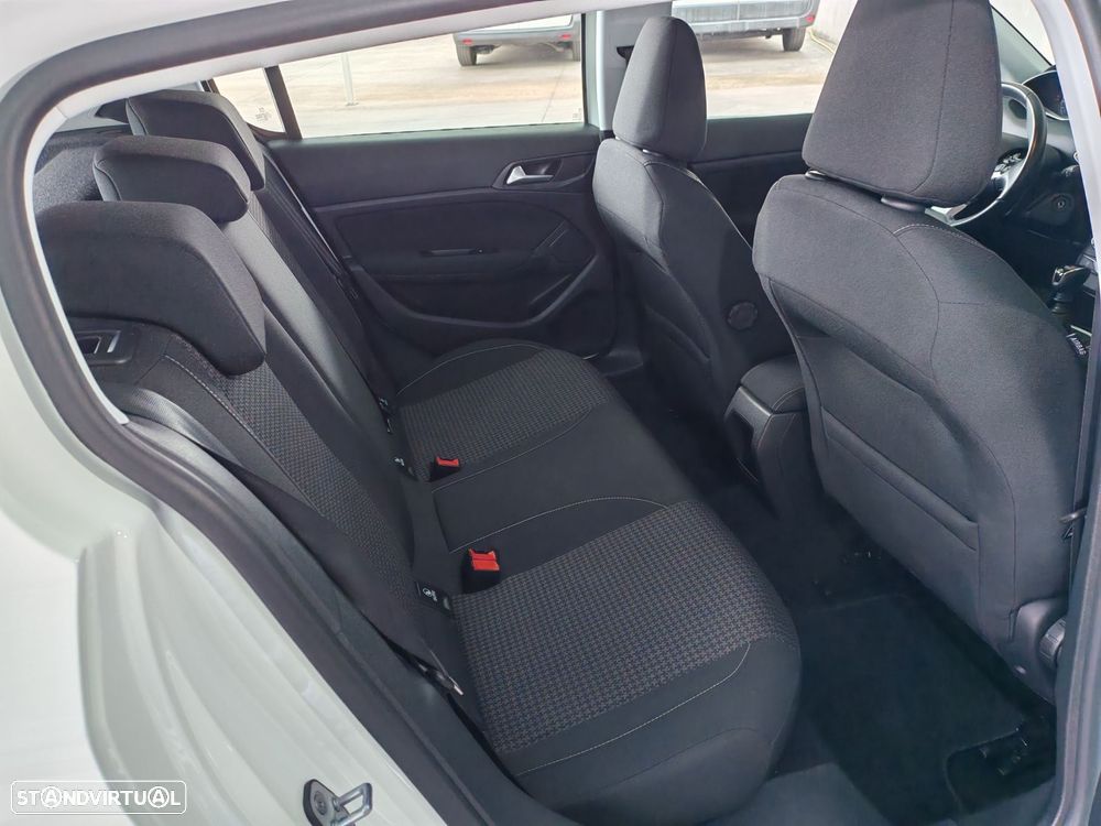 Peugeot 308 1.5 BlueHDi Active - 12