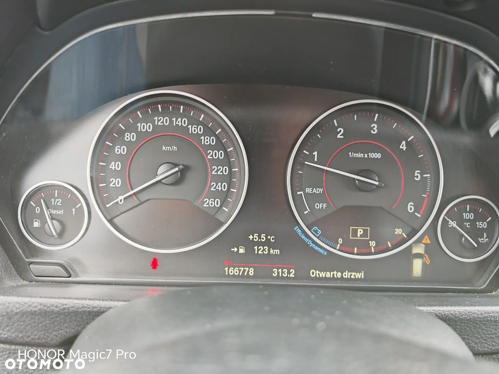 BMW Seria 3 320d Efficient Dynamics Edition Sport Line - 11