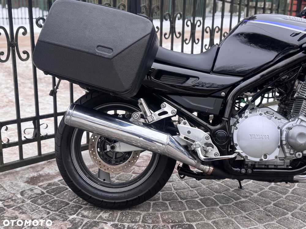 Yamaha XJ - 9