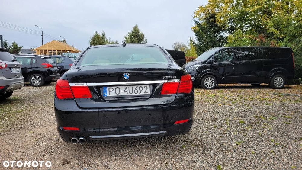 BMW Seria 7 730d L - 8