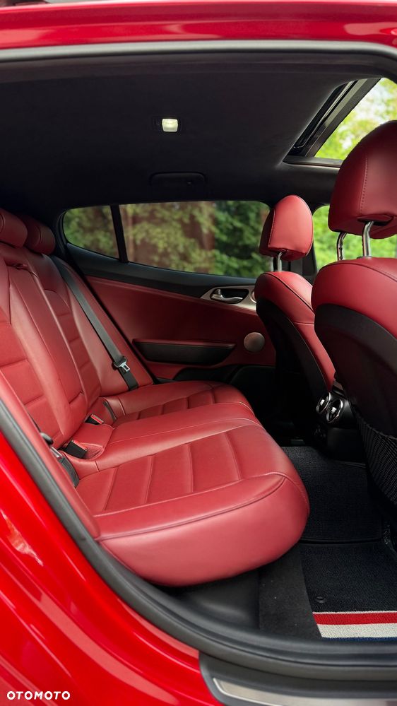 Kia Stinger 2.0 T-GDI GT Line - 12