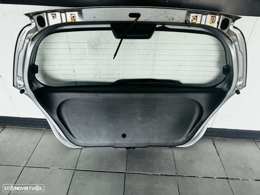 Tampa da Mala Honda Jazz - 02/07 - 5