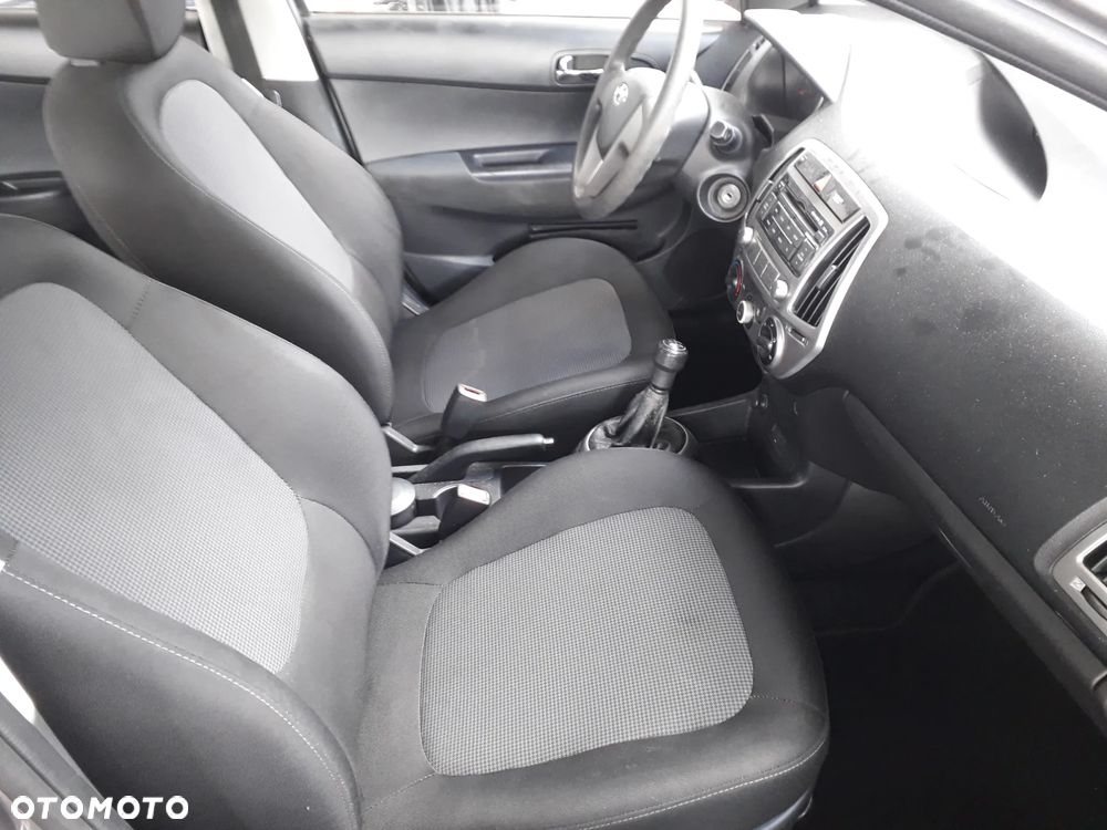 Hyundai i20 1.25 Comfort - 34