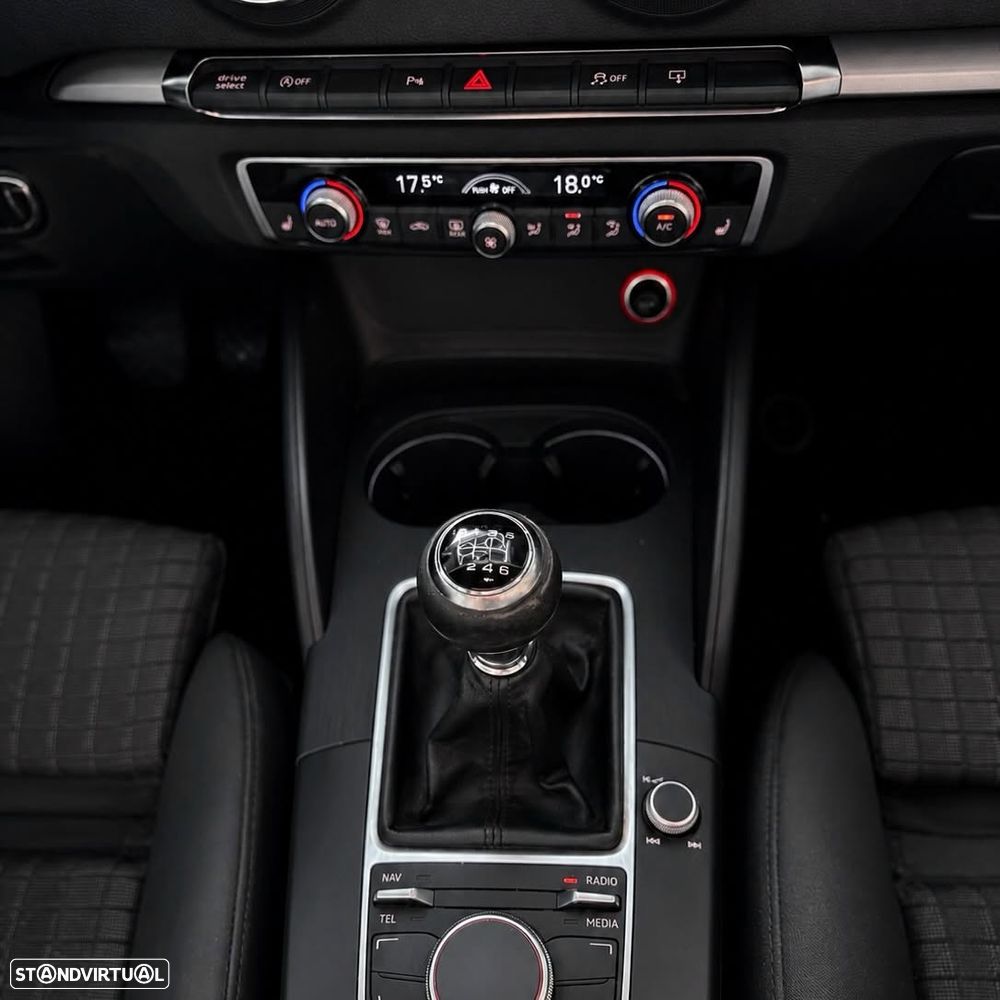 Audi A3 1.6 TDI S line Sport Pack - 13